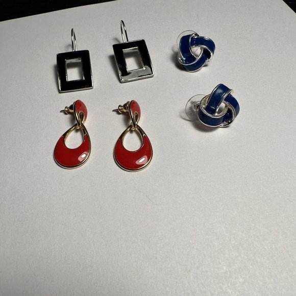 Lot Of 3 Pierced Earrings - Dangle / Stud - Enamel - Black Red Blue - Picture 7 of 8